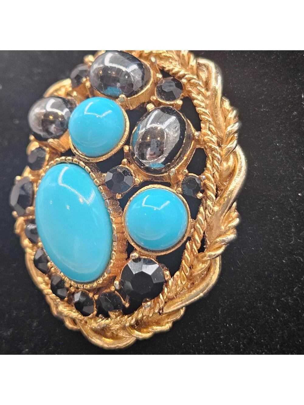 Vintage Sphinx Signed Brooch Large Blue Black Cabochon Statement Pin Gold Tone